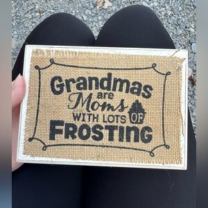 Grandma sign decor